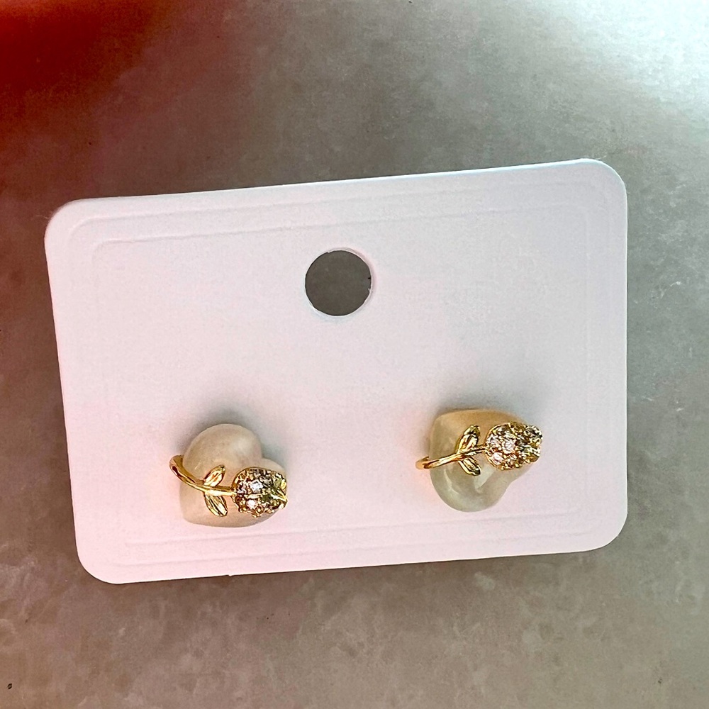 High quality s925 post-needle earrings with natural stone - Picture 3 of 3